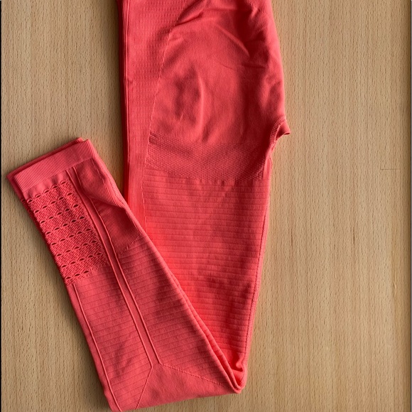 SOLD ♥️Gymshark Leggings S Coral 23” - Picture 12 of 14